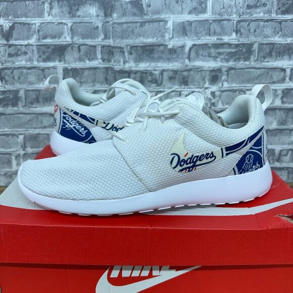 Nike Roshe One Triple White Los Angeles Dodgers Custom 511881-112 Mens Size 10 - Picture 1 of 7